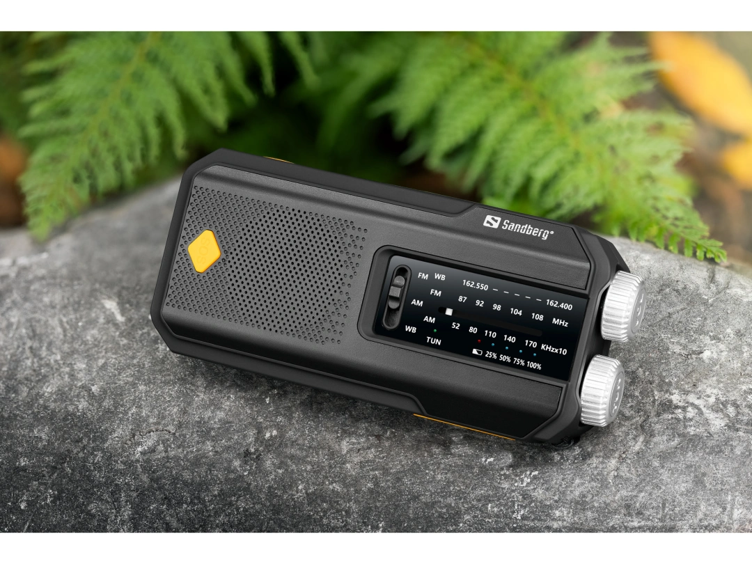 Sandberg Surviovor All-in-1 2000 mAh, FM/AM rádio s dalšími funkcemi, černá