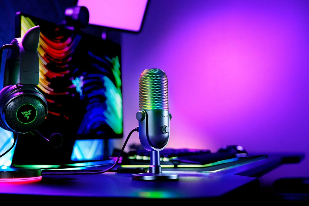 Razer Seiren V3 Chroma, černá