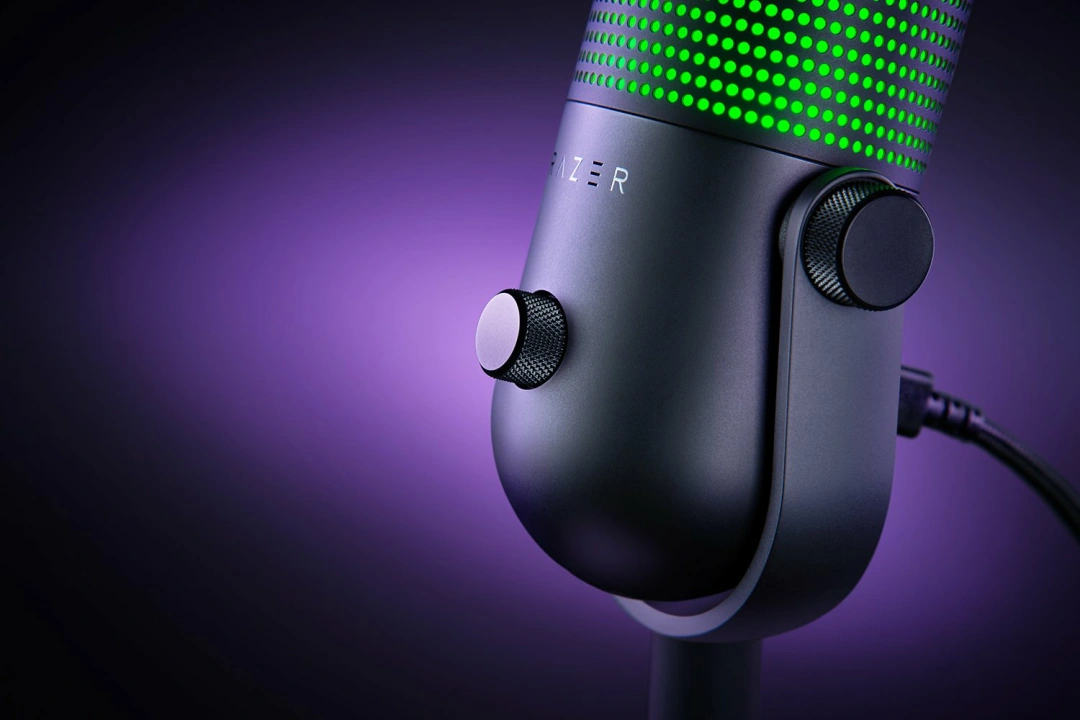 Razer Seiren V3 Chroma, černá