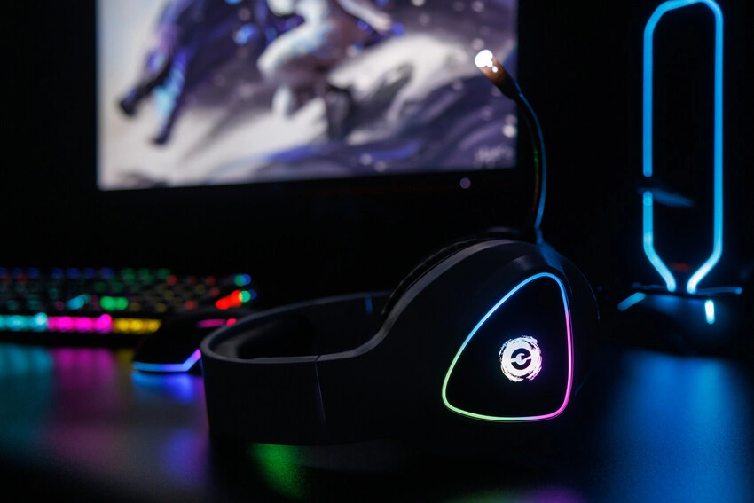 Canyon Herní headset Shadder GH-6, RGB podsvícení, USB + 3,5mm jack, 2m kabel, černý