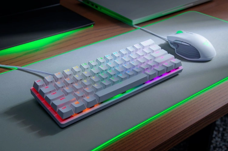 Razer Huntsman Mini - Mercury Ed. - US Layout (RZ03-03390300-R3M1) bílá