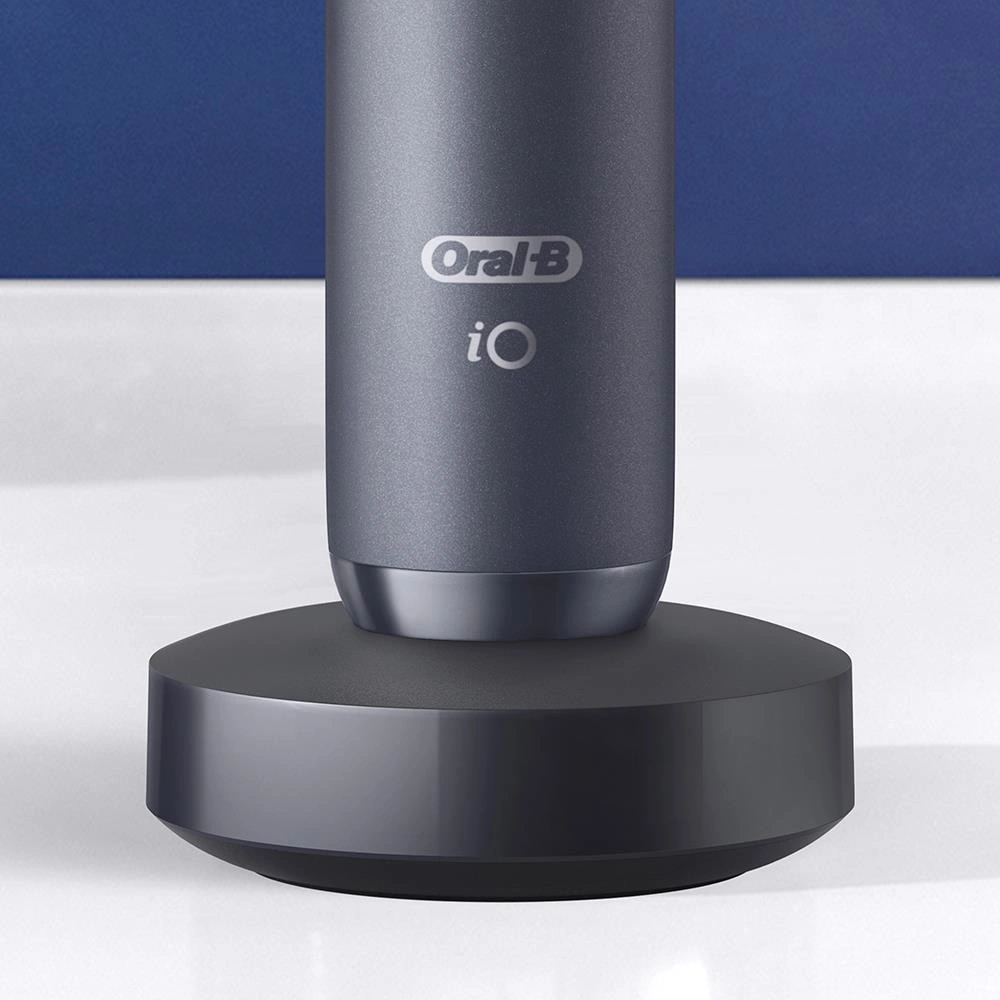 Oral-B iO8 Series Black Onyx
