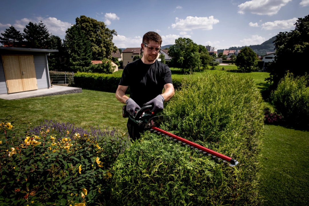 Metabo HS 18 LTX 45 (bez baterie)