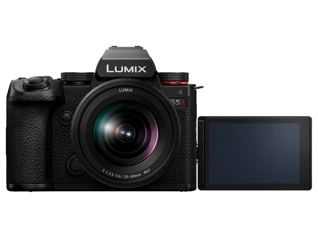 Panasonic Lumix S5M2 + Lumix S-R2060 S 20-60mm F3.5-5.6