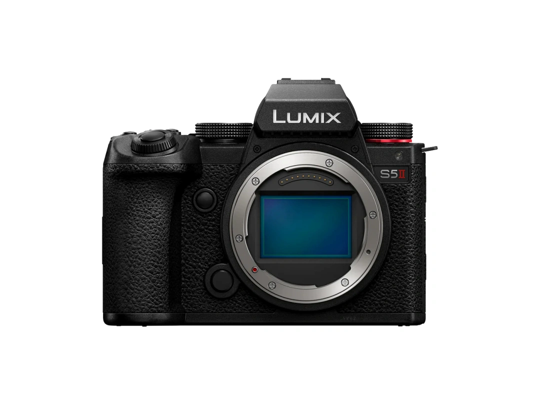 Panasonic Lumix S5M2, tělo, černá